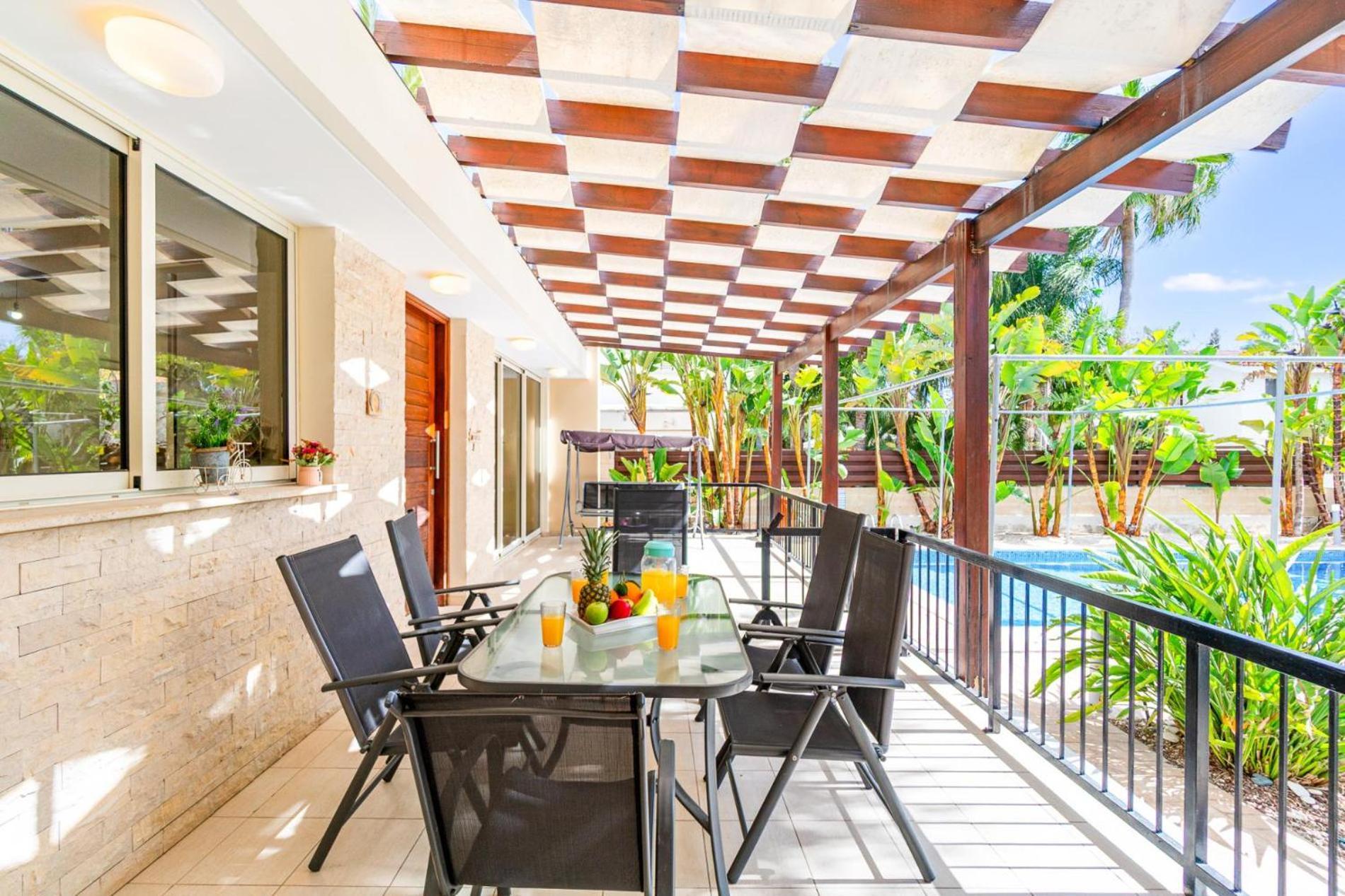 Villa Venus By Ezoria Villas Перволия Экстерьер фото